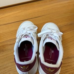 Adidas women shoes size 6